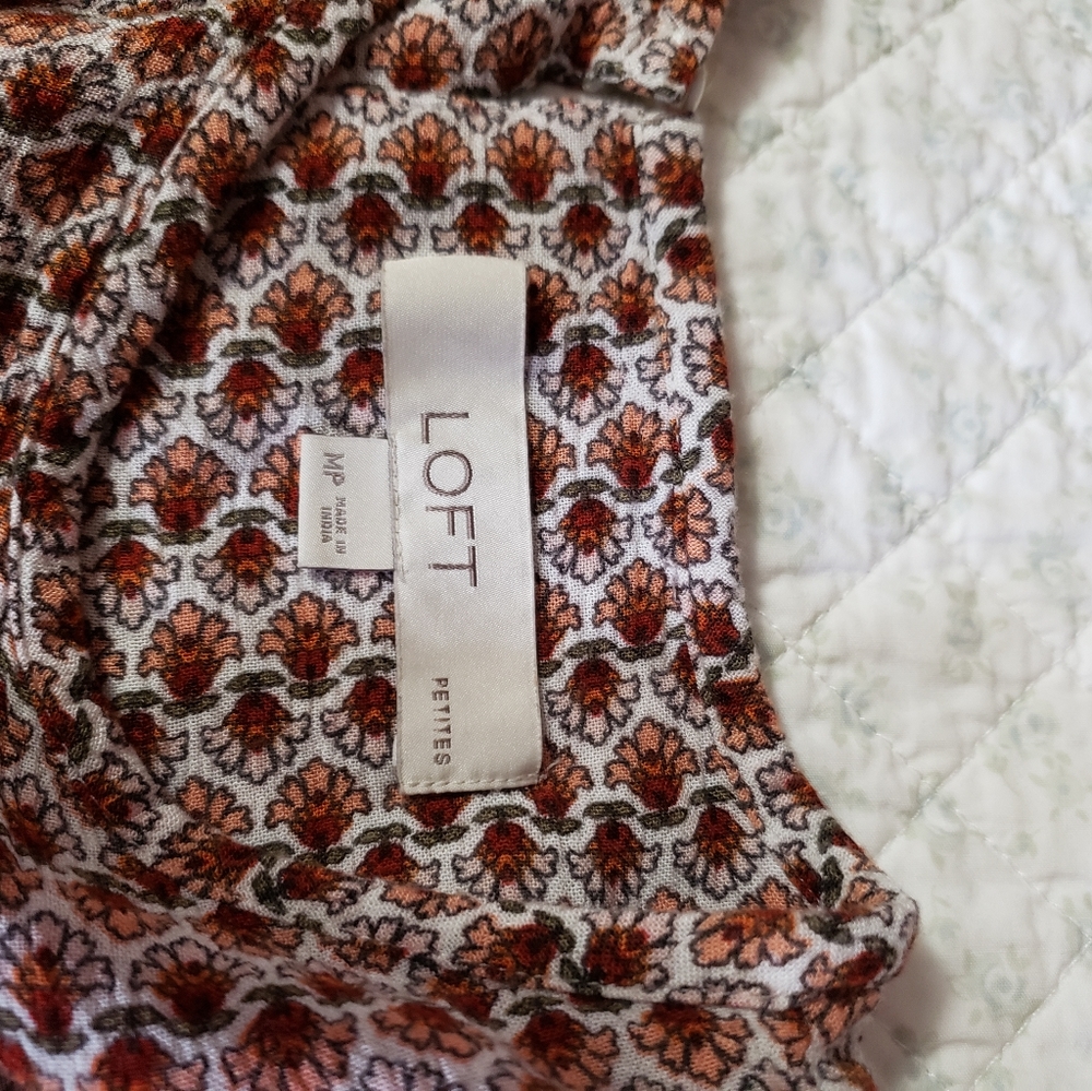 Women's blouse - Picture 5 of 5